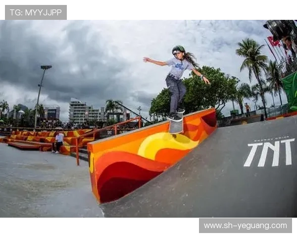 西安滑板队勇闯世界滑板锦标赛展现逆袭精神与团队风采